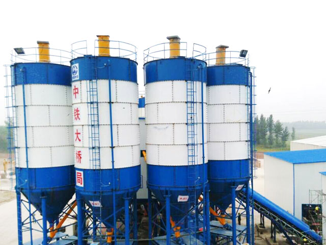 瓦片組合式水(shuǐ)泥倉